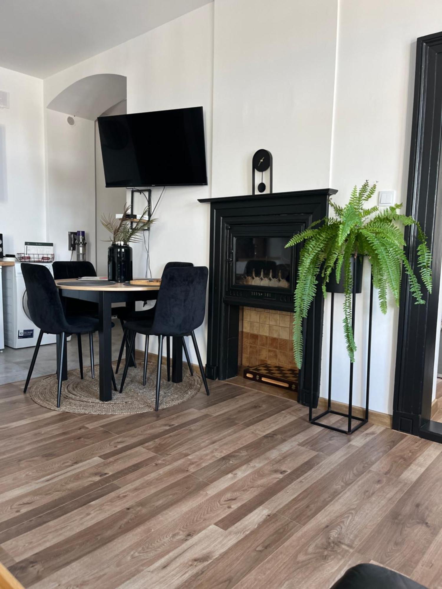 Apartamenty Luczkowskiego Z Widokiem Na Studnie 2 Хелм Экстерьер фото